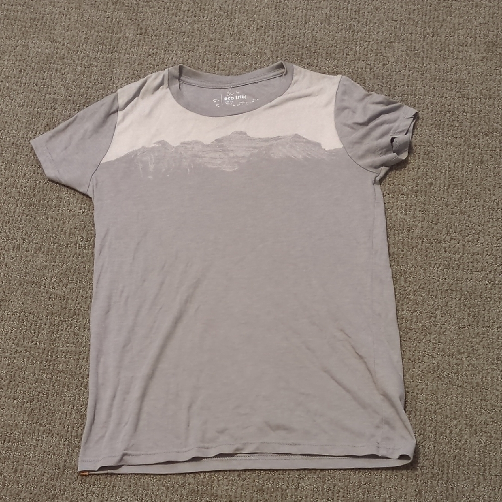Women's Tentree Shirt Size Small